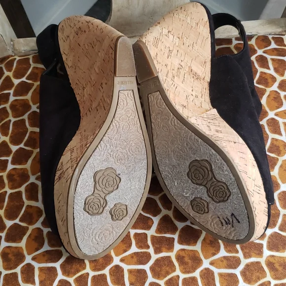 Carlos - Picture 11 of 11